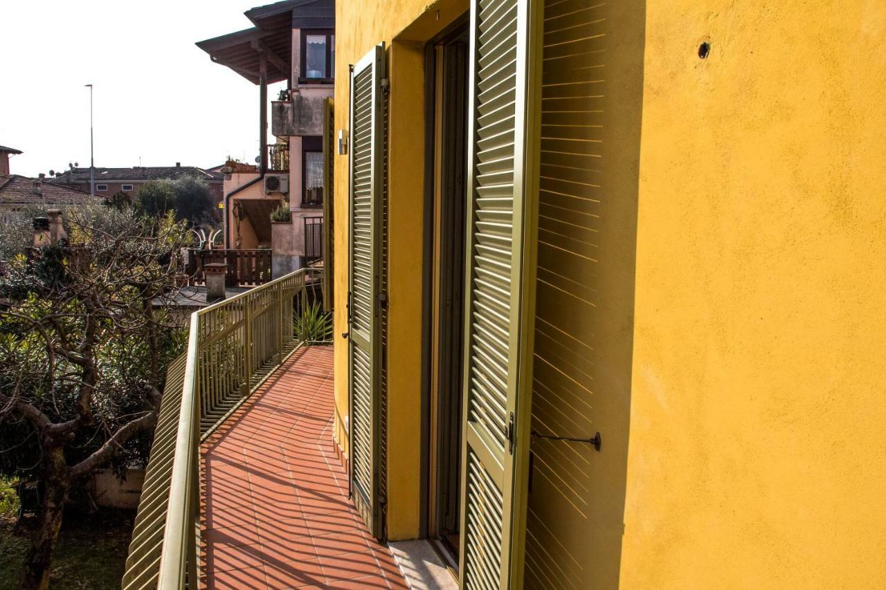 Goccia Di Lago Desenzano del Garda Exterior foto
